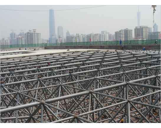 济南新建铁路干线广州调度网架工程
